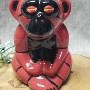 D5: JAYMIE P.E.I. POTTERY FIGURINE MONKEY
